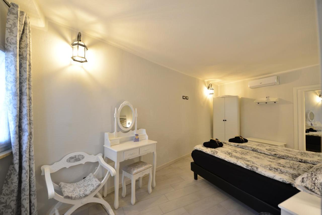 Residenza Al Castello Hotel Castellaro  Exterior photo